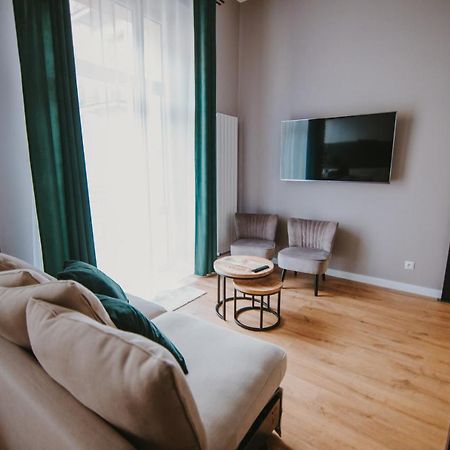 Apartament Green - Piotrkowska 37 Łódź Exteriör bild