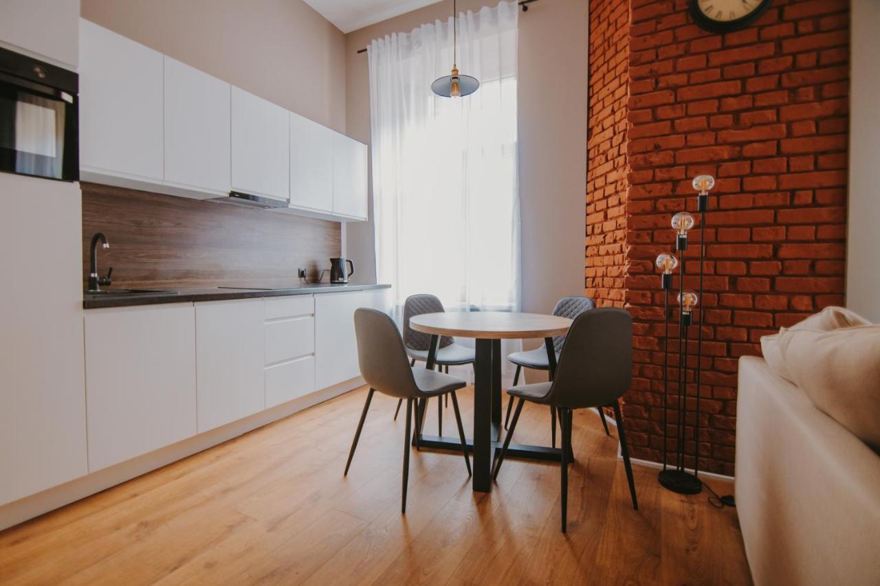 Apartament Green - Piotrkowska 37 Łódź Exteriör bild