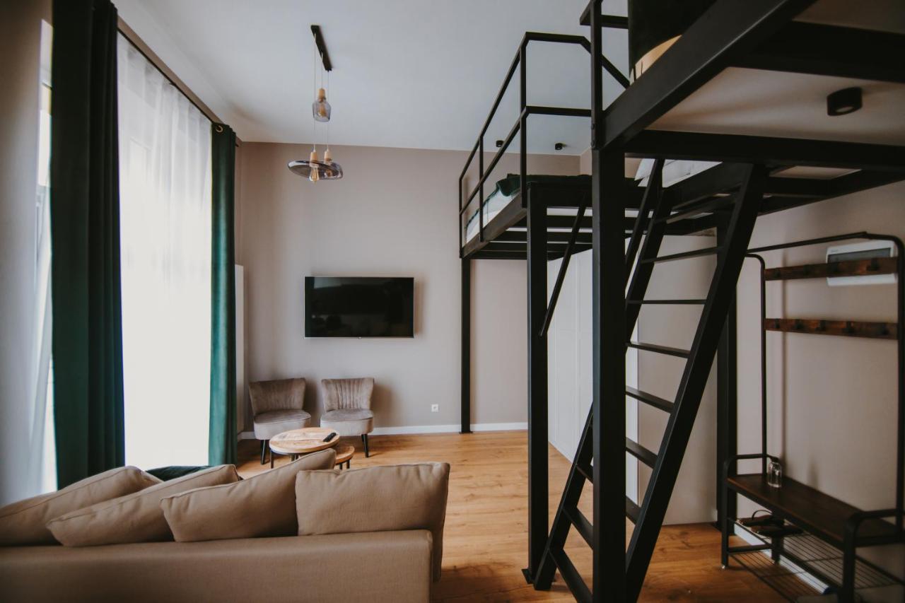 Apartament Green - Piotrkowska 37 Łódź Exteriör bild