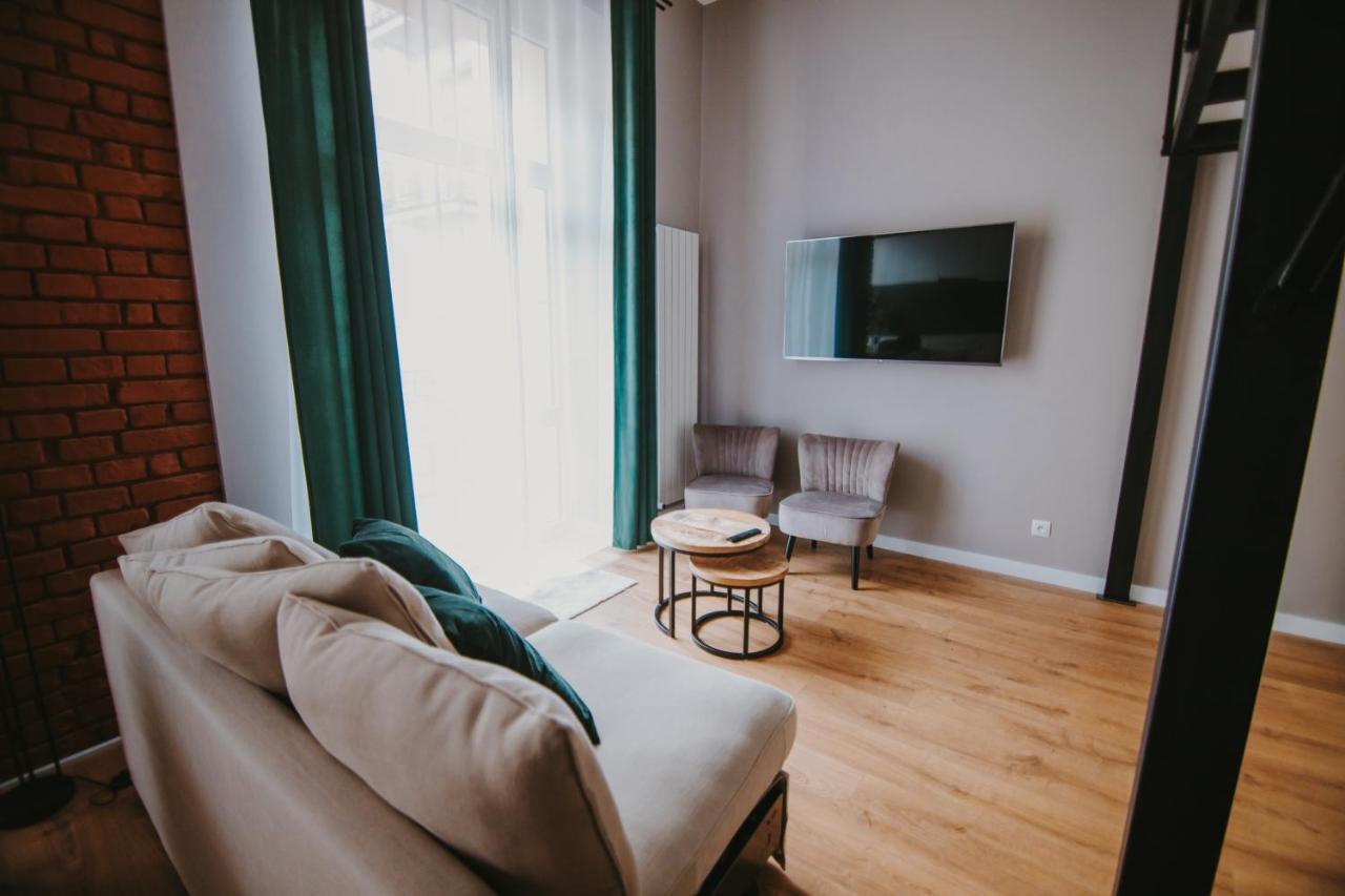 Apartament Green - Piotrkowska 37 Łódź Exteriör bild