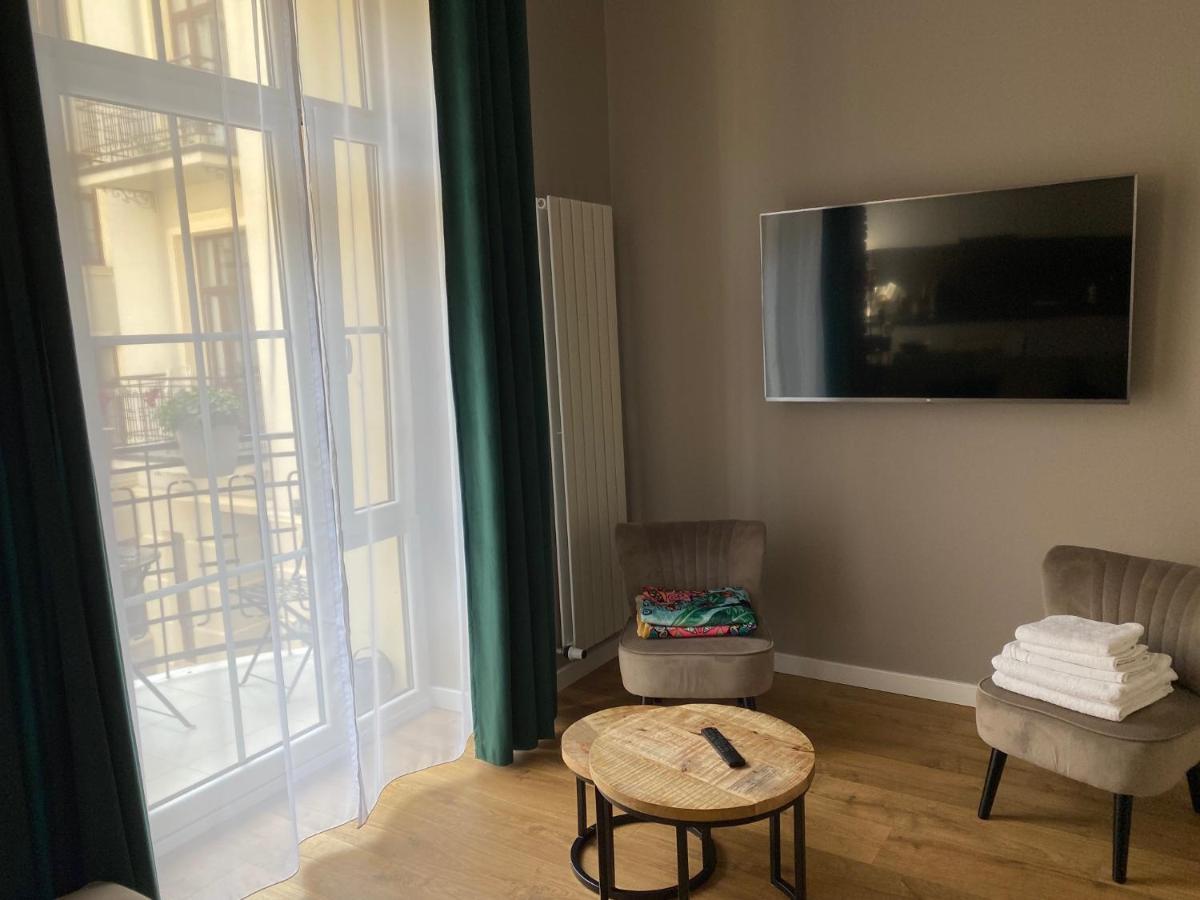 Apartament Green - Piotrkowska 37 Łódź Exteriör bild