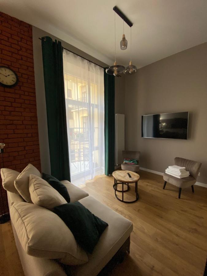 Apartament Green - Piotrkowska 37 Łódź Exteriör bild